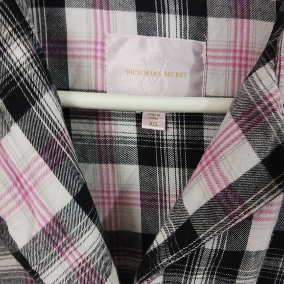 COPY - Victorias secret Plaid Button Up Pajama shirt Size xs - Picture 5 of 8